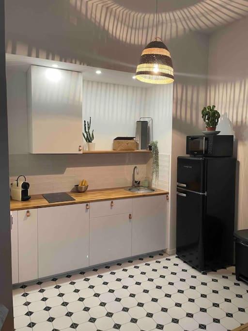 Bel Appartement Au Coeur De マルセイユ エクステリア 写真
